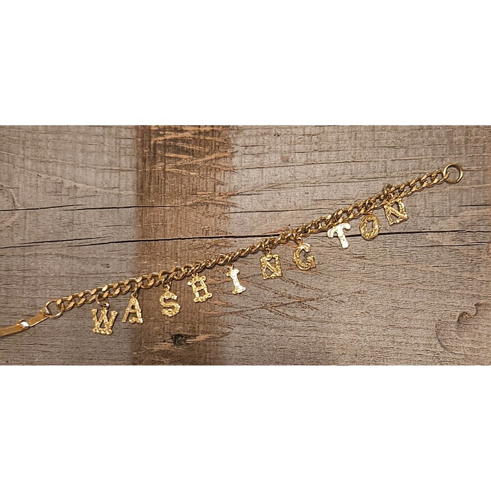 WASHINGTON Vintage Charm Bracelet Gold Tone -‎ Very Nice